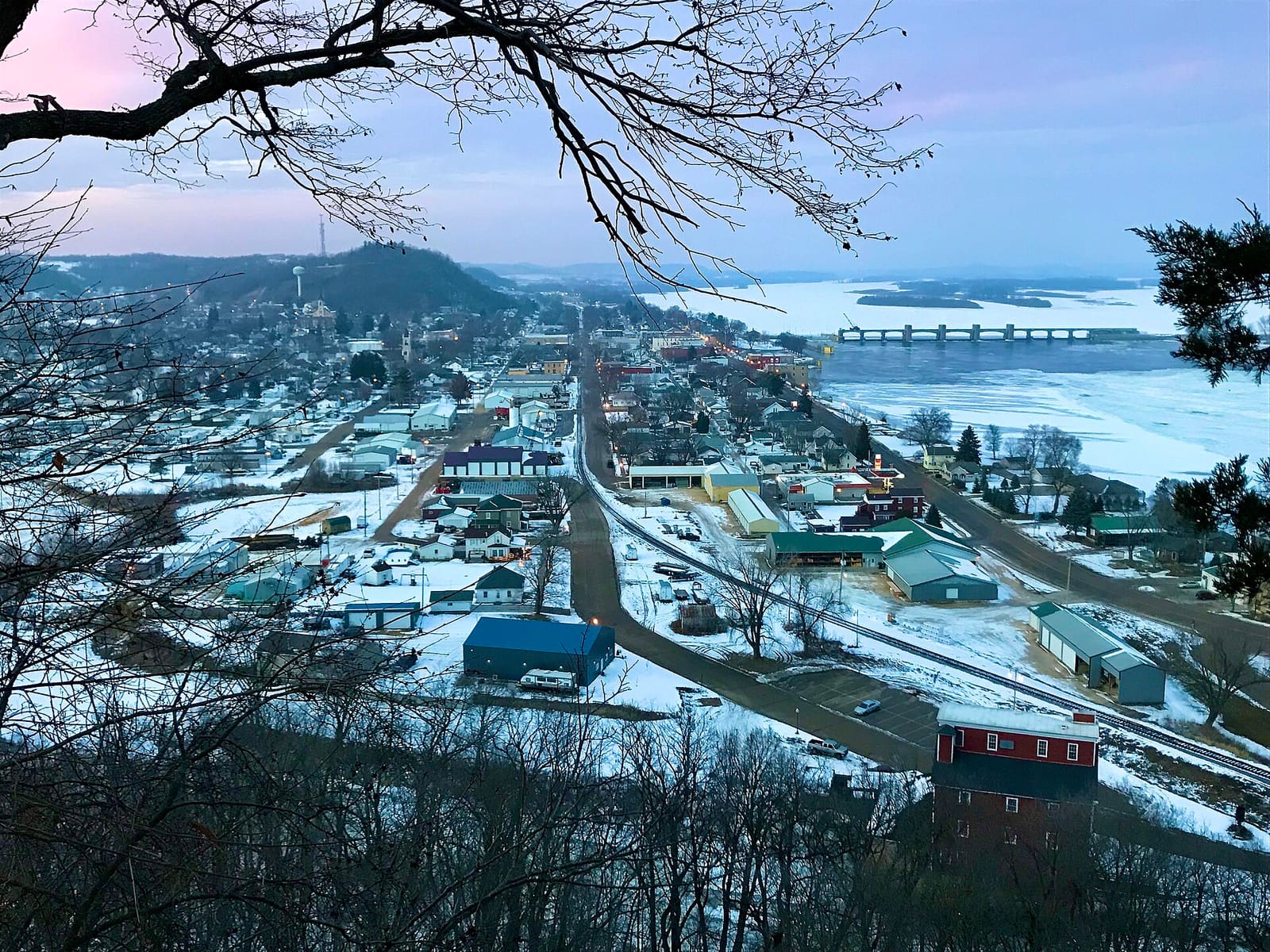 Iowa: Mississippi River and Bellevue, Iowa as viewed from Bellevue State Park during winter.
